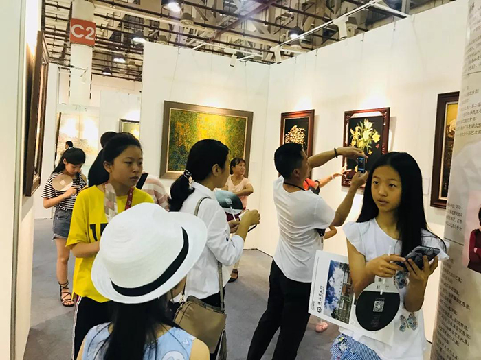 蓮福文化漆畫展區(qū)現場2.jpg
