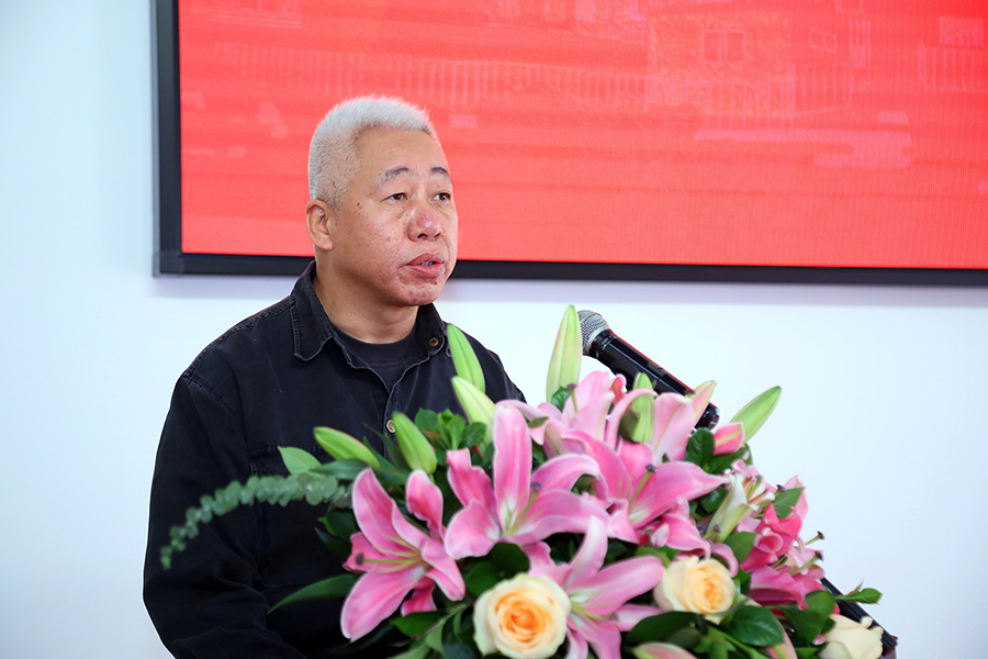 8、獲獎藝術家代表山西大學藝術學院教授武貴文致辭.JPG